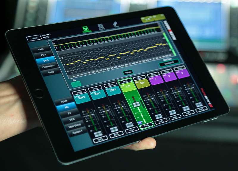 dLive MixPad