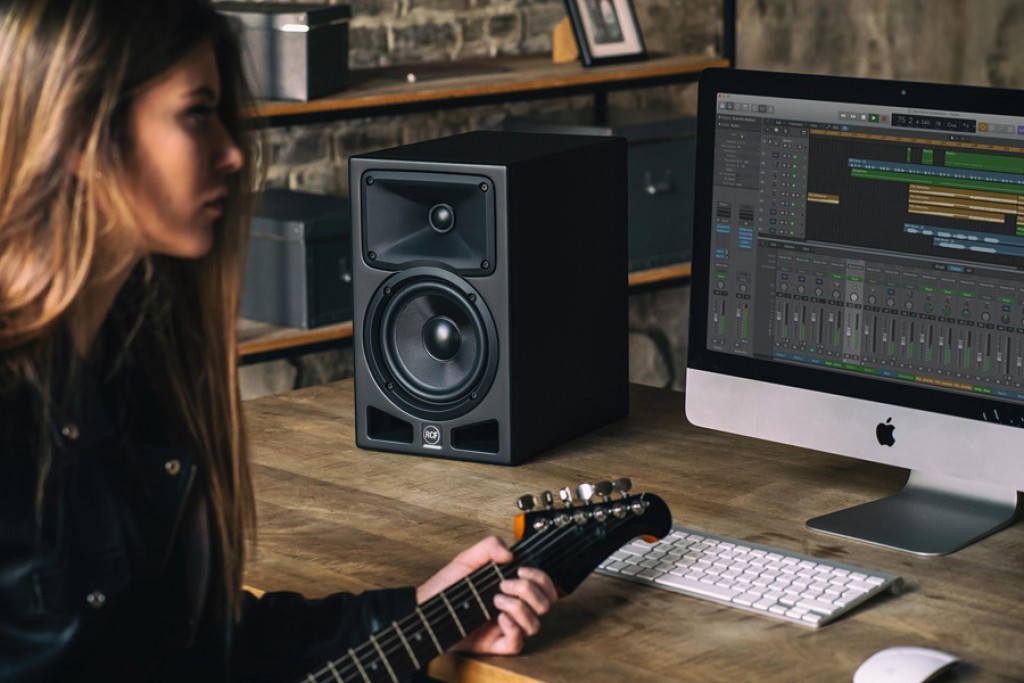 RCF AYRA PRO - Studio monitor RCF AYRA PRO - Studio monitor