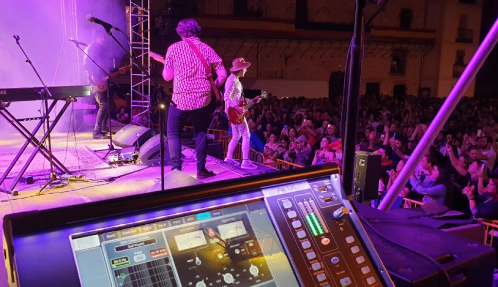Coti Sorokin in tour con dLive Wings Coti Sorokin in tour con dLive Wings