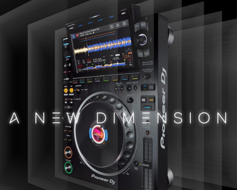 È arrivato Pioneer CDJ-3000 È arrivato Pioneer CDJ-3000