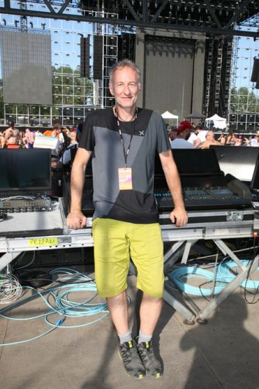 Mamo Pozzoli - Lighting Designer Mamo Pozzoli - Lighting Designer