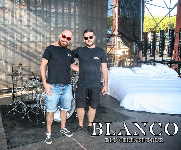 Giorgio Nesci e Cristiano Sanzeri – Direttore di produzione e coordinatore per Vivo Concerti Giorgio Nesci e Cristiano Sanzeri – Direttore di produzione e coordinatore per Vivo Concerti