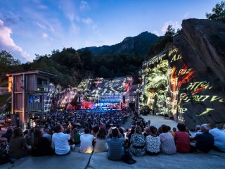 Epson insieme a Tones on the Stones: spettacoli sempre più coinvolgenti e immersivi