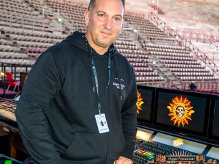 Daniele De Santis - Lighting designer e operatore luci Daniele De Santis - Lighting designer e operatore luci