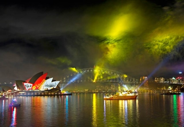 Clay Paky illumina l’evento della Royal Australian Navy