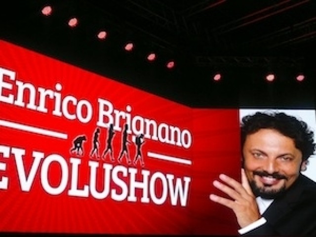 Enrico Brignano in tour con D.T.S.