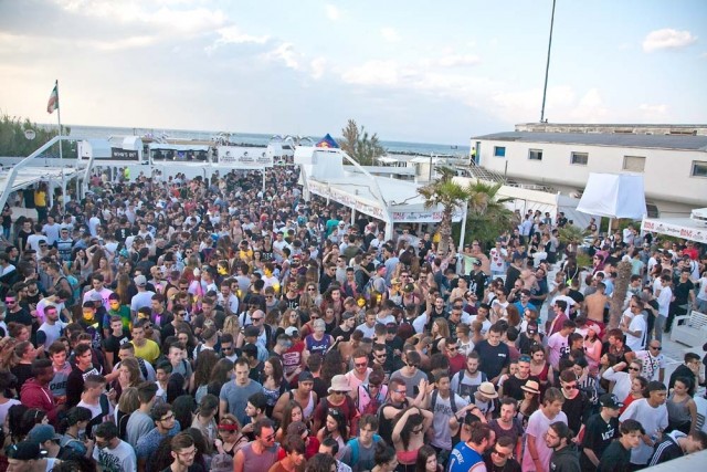 RALF al Bikini di Cattolica RALF al Bikini di Cattolica