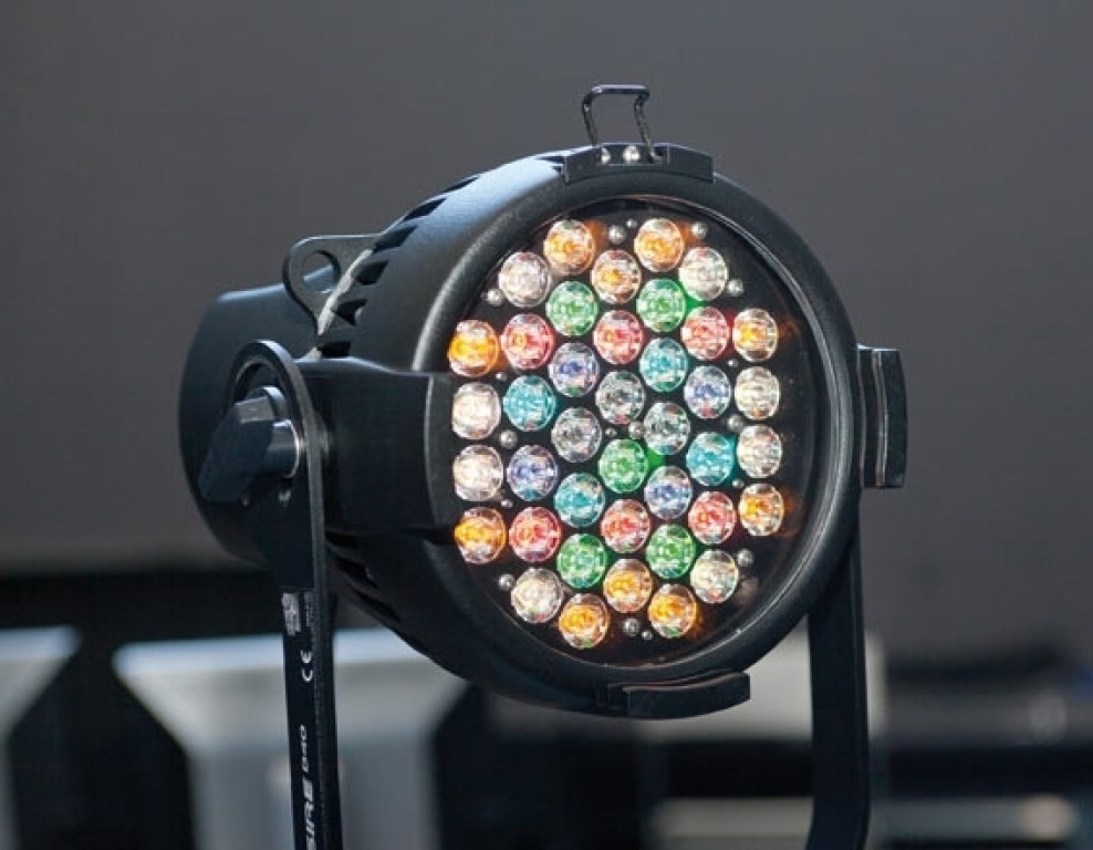 ETC Selador Desire D22 Lustr+ (versione Traccia) Apparecchio LED Professionale Usato. Mix Colori, Controllo DMX. Occasione! - Foto 5